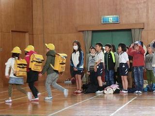 6年生を送る会 6年生を送る会