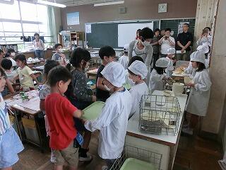 給食試食会 給食試食会