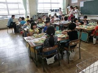 給食試食会 給食試食会