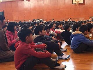 引き込まれています。 引き込まれています。
