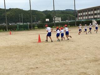 みんなで力を合わせて! みんなで力を合わせて!