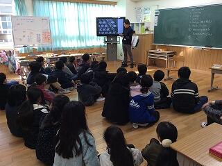 桂先生は「光の旅 かげの旅」 桂先生は「光の旅 かげの旅」