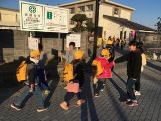 おはようございます! おはようございます!