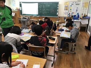 自分で様々な条件から考えます。 自分で様々な条件から考えます。