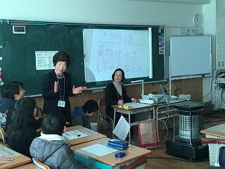 お話を聞きます。 お話を聞きます。