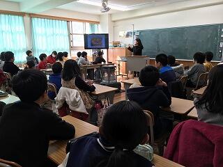 柳ヨンウさん(5年) 柳ヨンウさん(5年)