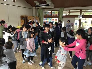 やさしくリードします。 やさしくリードします。